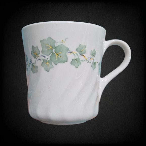 Vintage Corningware Callaway Ivy Mugs USA Made 8oz Coffee Cups Set of 6 - Picture 1 of 12